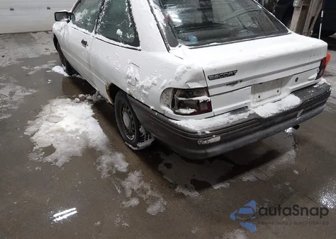 1995 Ford Escort z USA, uszkodzony, nr VIN 1FASP10J0SW326017